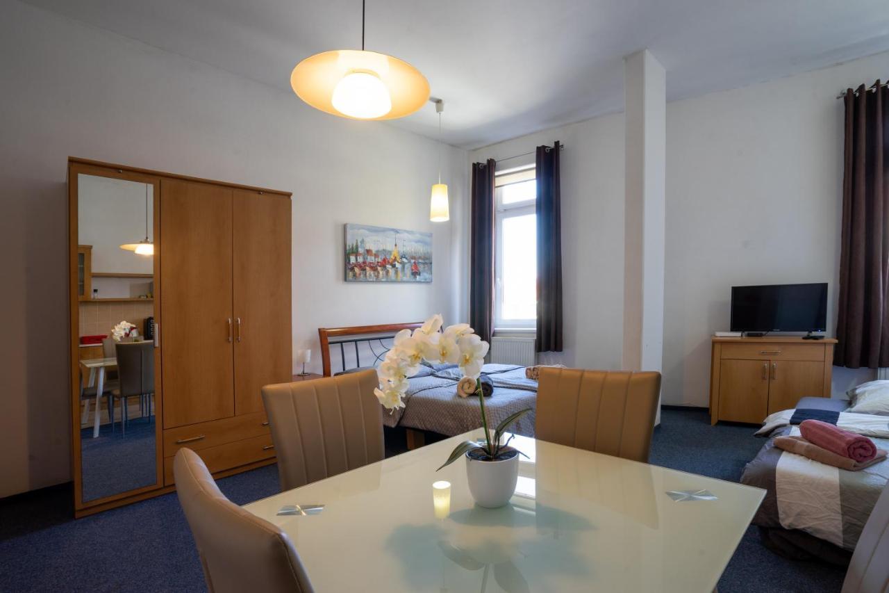 Studio Wellnerova 3 Leilighet Olomouc Eksteriør bilde